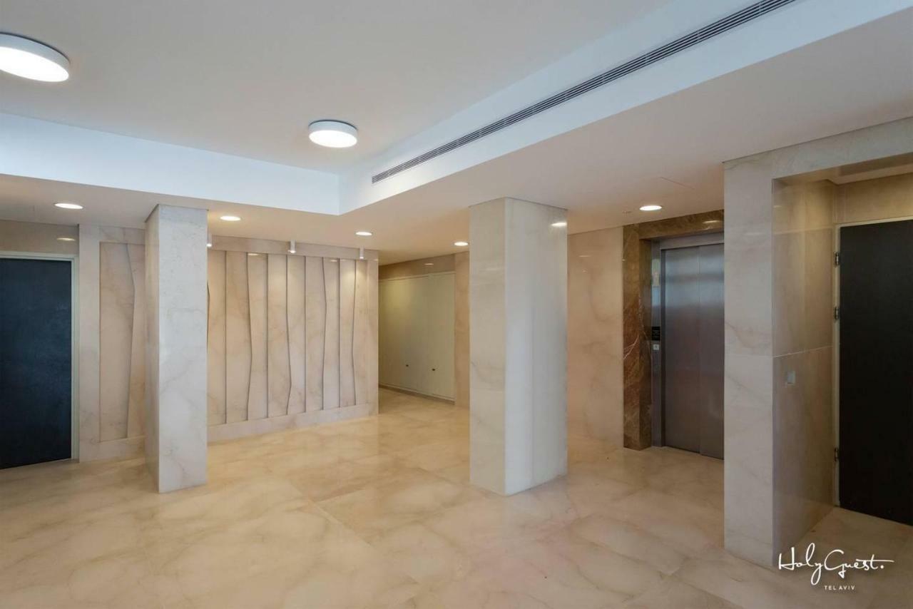 Sea View 2 Bedroom Near Shouk Hacarmel By Holyguest Tel Aviv Buitenkant foto
